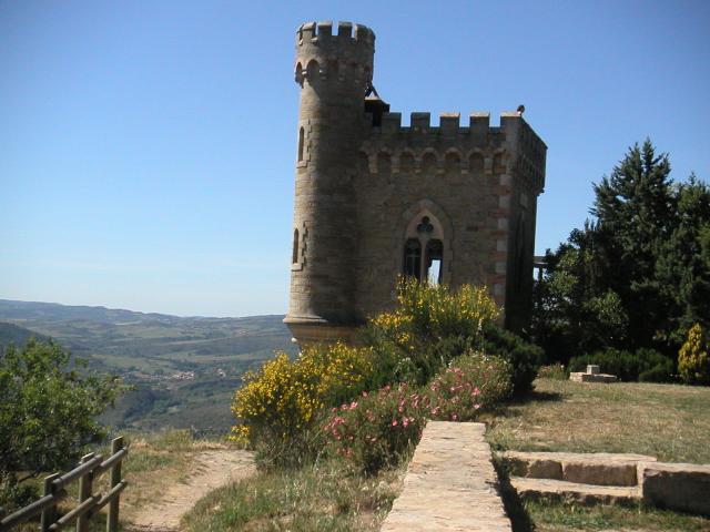 La tour magdala à rennes le château