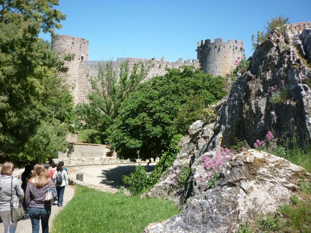 Villerouge Termenès et le château des Archevêques de Narbonne à 15mn  autour de notre location de vacances