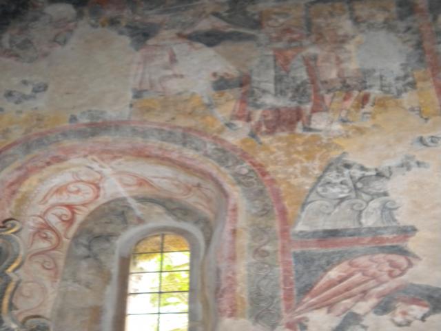 Les fresques de l'église de saint martin des puits