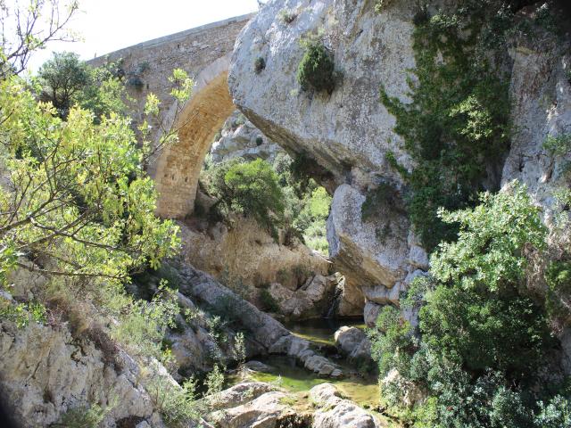 Pont romain dans les corbieres autour de notre location de vacances