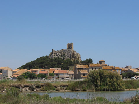 Gruissan la tour barberousse autour de notre location de vacances