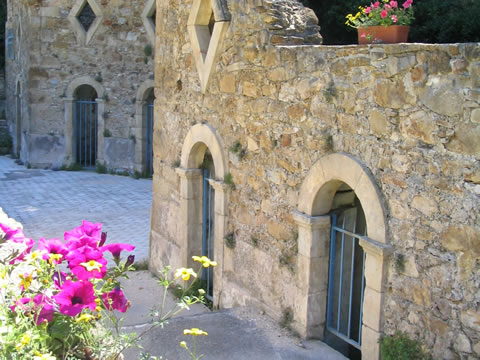 Rennes les bains, les thermes romains autour de notre location de vacances