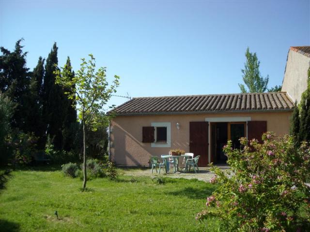 L'oustal Del Sol : Entre Canal Du Midi Et Garrigues, Au Coeur Du Pays Cathare