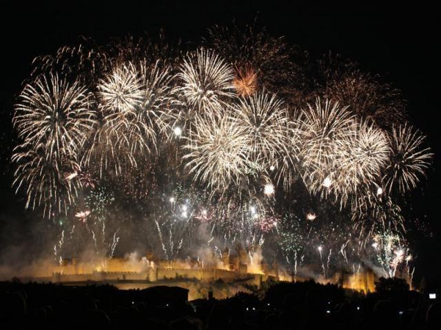 Feu d'artifice sur carcassonne